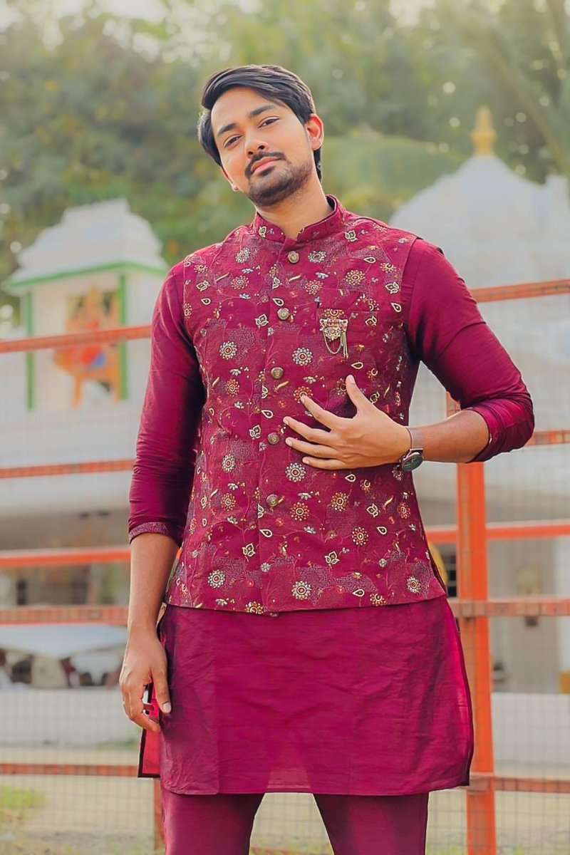 Maroon Rawsilk Thread Work Kurta Jacket Set